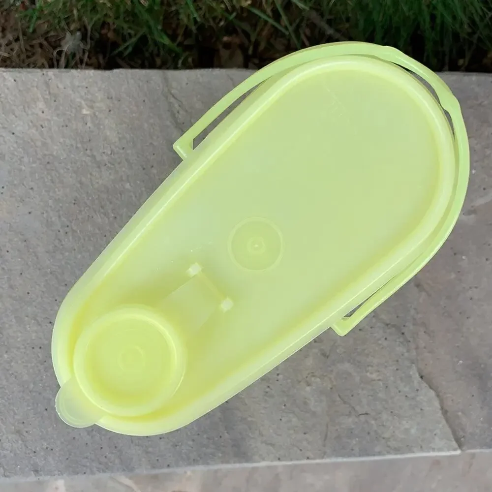Vintage yellow Tupperware pitcher‎